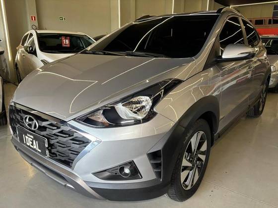 HYUNDAI HB20X 1.6 16V FLEX EVOLUTION AUTOMÁTICO HYUNDAI HB20X 1.6 16V FLEX EVOLUTION AUTOMÁTICO
